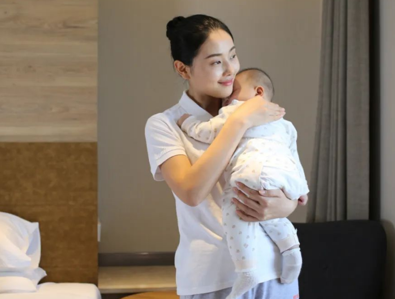 新生兒多久可以抱出門？需要注意什么？新手爸媽要知道