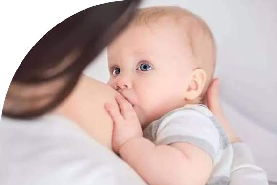 為什么母乳寶寶長得小，奶粉寶寶長的胖大？